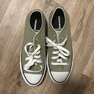 Low top converse